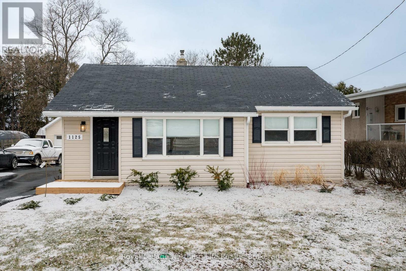 1125 Jane Street Sw, North Bay, Ontario  P1B 3J2 - Photo 2 - X12088379