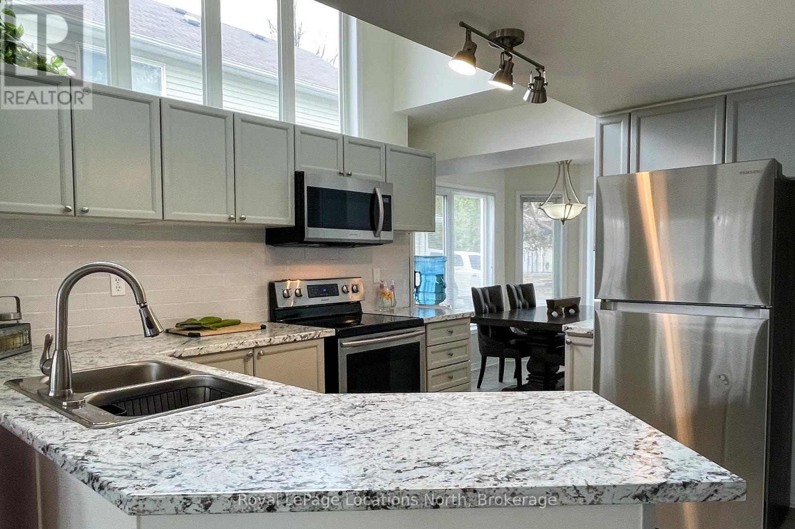 28 Barker Boulevard, Collingwood, Ontario  L9Y 4W4 - Photo 6 - S12088347
