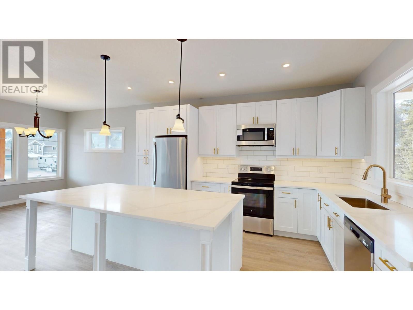 2258 Black Hawk Drive