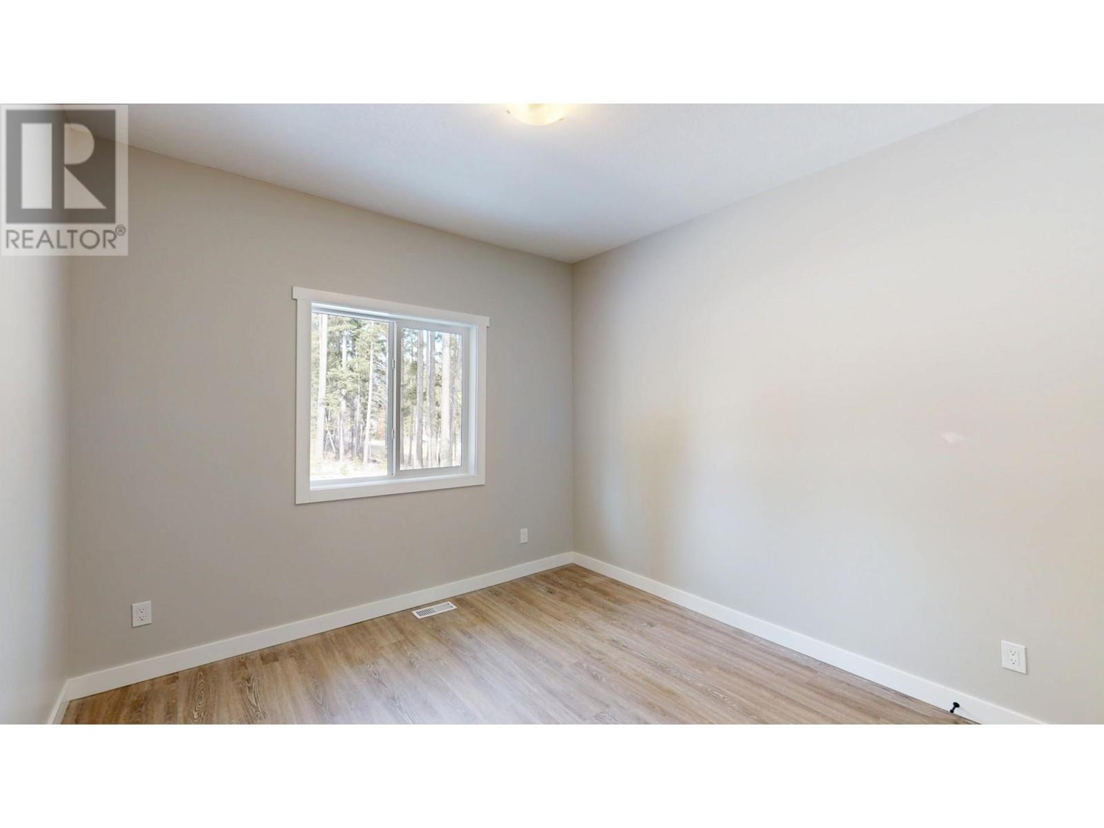 2258 Black Hawk Drive, Sparwood, British Columbia  V0B 2G2 - Photo 27 - 10340020