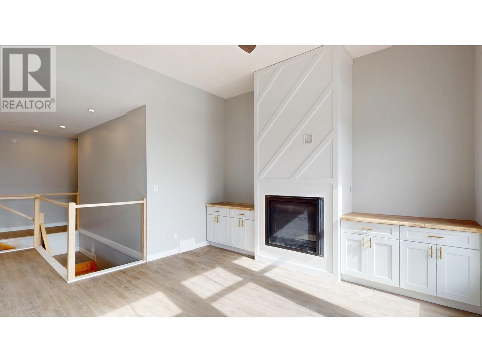 2258 Black Hawk Drive