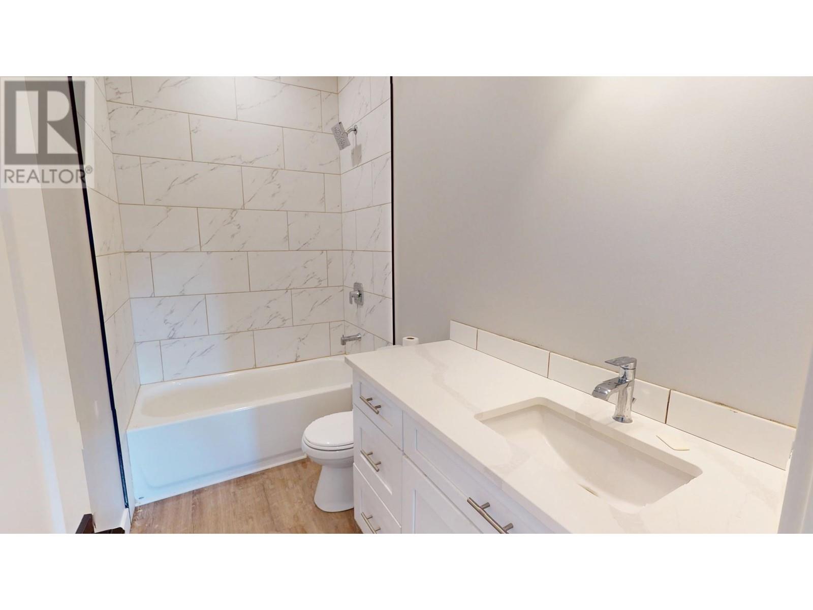 2258 Black Hawk Drive, Sparwood, British Columbia  V0B 2G2 - Photo 29 - 10340020