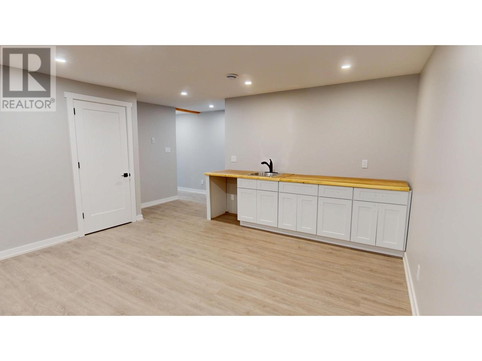 2258 Black Hawk Drive