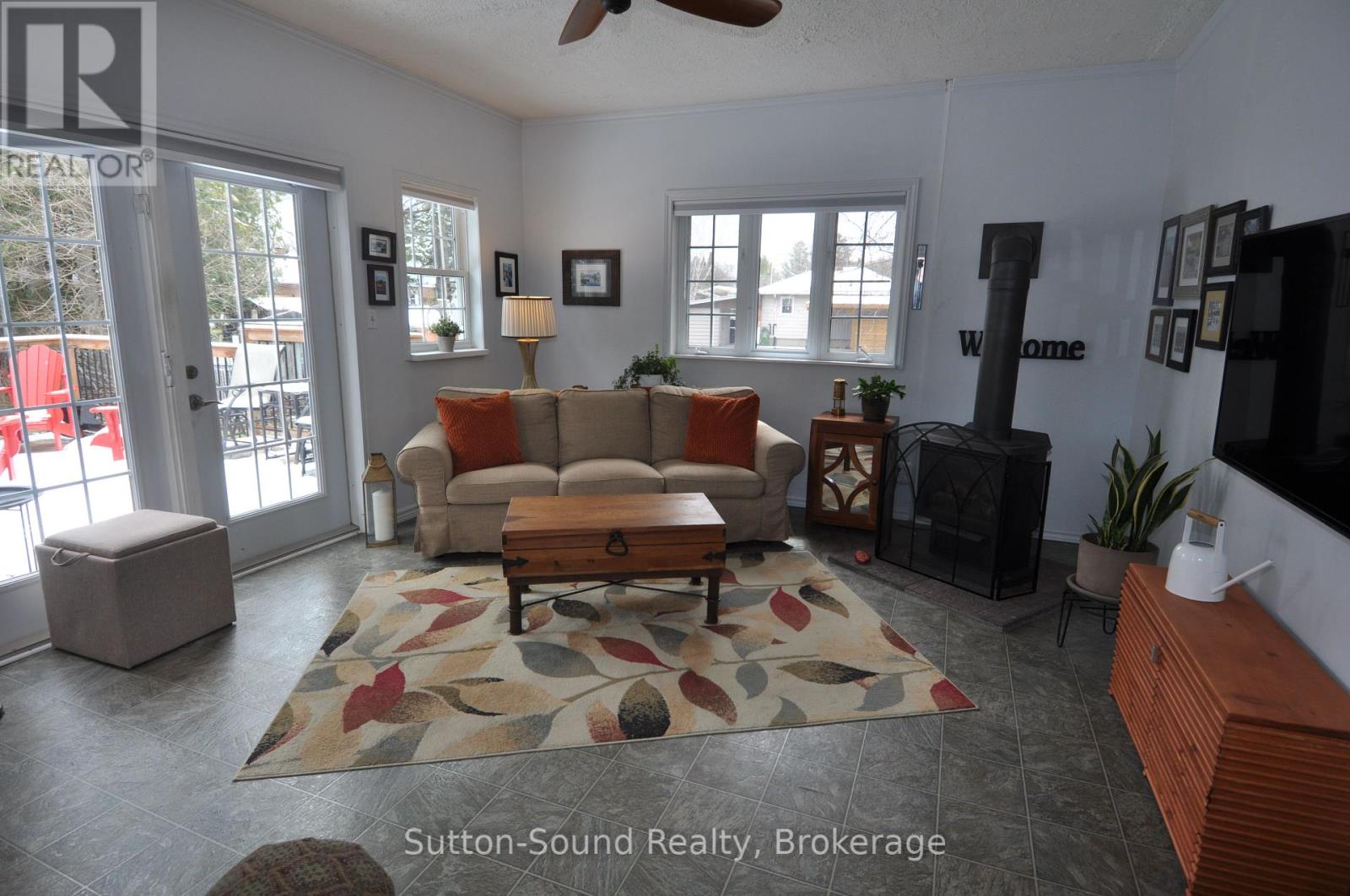 2133 6th Avenue W, Owen Sound, Ontario  N4K 5J4 - Photo 22 - X12088210