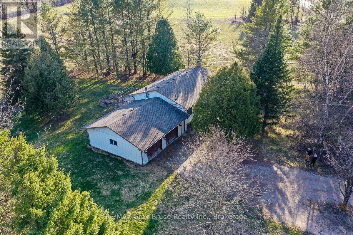062706 Sunny Valley Road Side Road, Georgian Bluffs, Ontario  N4K 5N6 - Photo 44 - X12088246