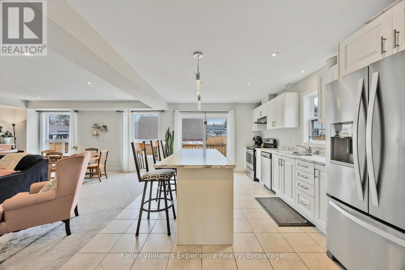 8 Quinn Forest Drive, Bracebridge, Ontario  P1L 0C8 - Photo 10 - X12088287