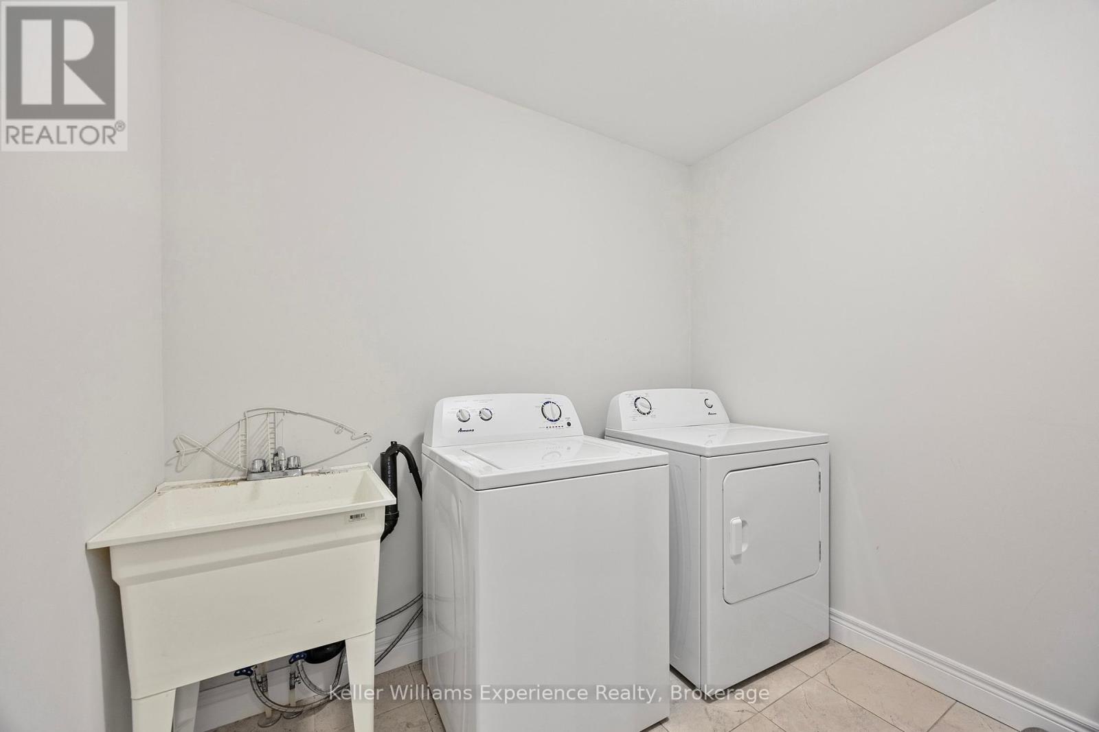 8 Quinn Forest Drive, Bracebridge, Ontario  P1L 0C8 - Photo 21 - X12088287