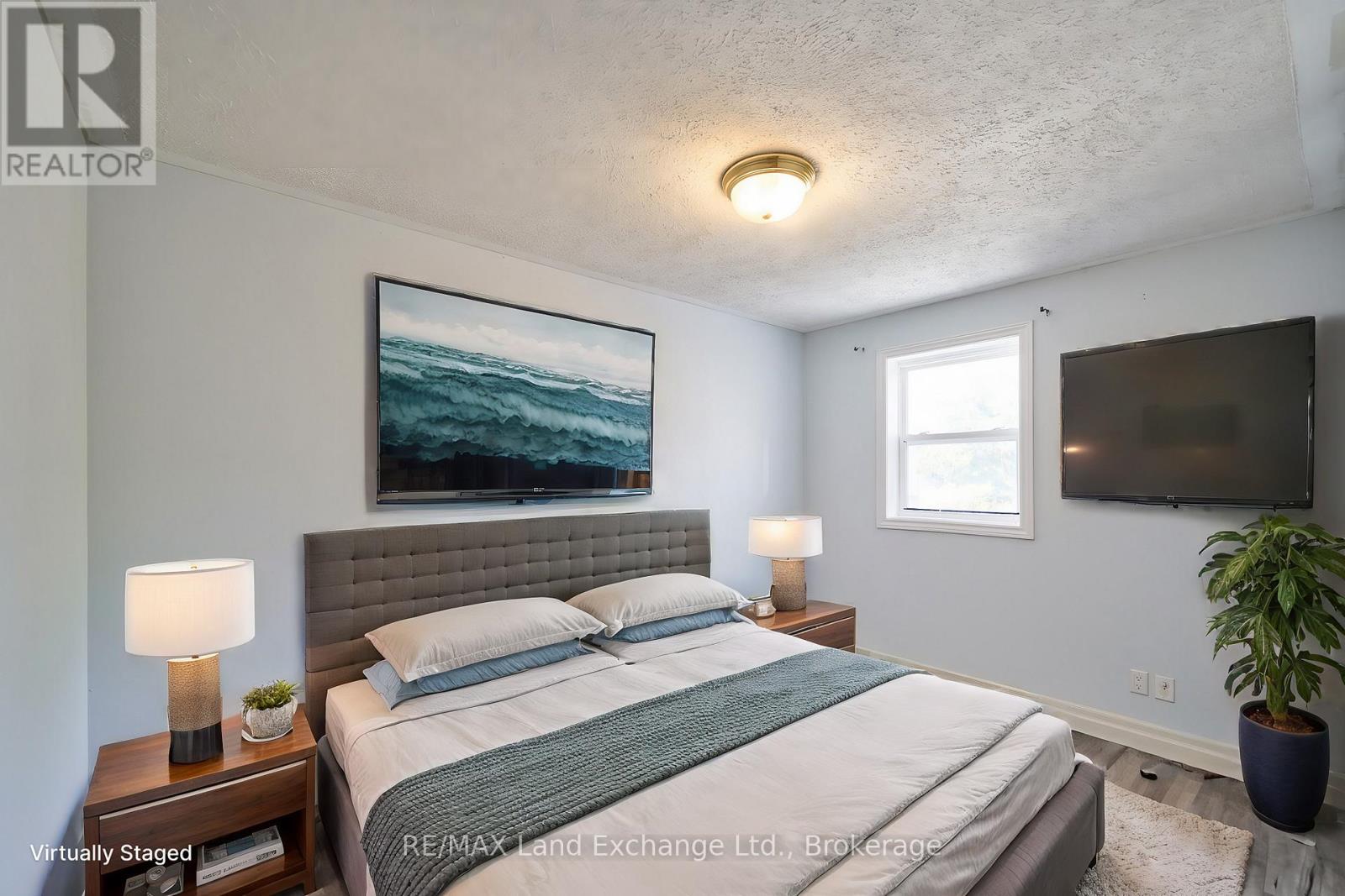 192 Josephine Street, North Huron, Ontario  N0G 2W0 - Photo 8 - X12088375