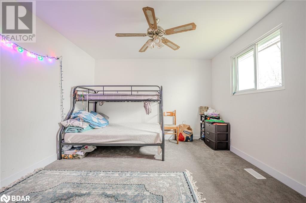203 Phillips Street, Barrie, Ontario  L4N 3V2 - Photo 6 - 40719004