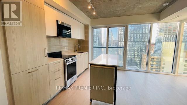 1905 - 65 Mutual Street, Toronto, Ontario  M5B 0E5 - Photo 2 - C12088243