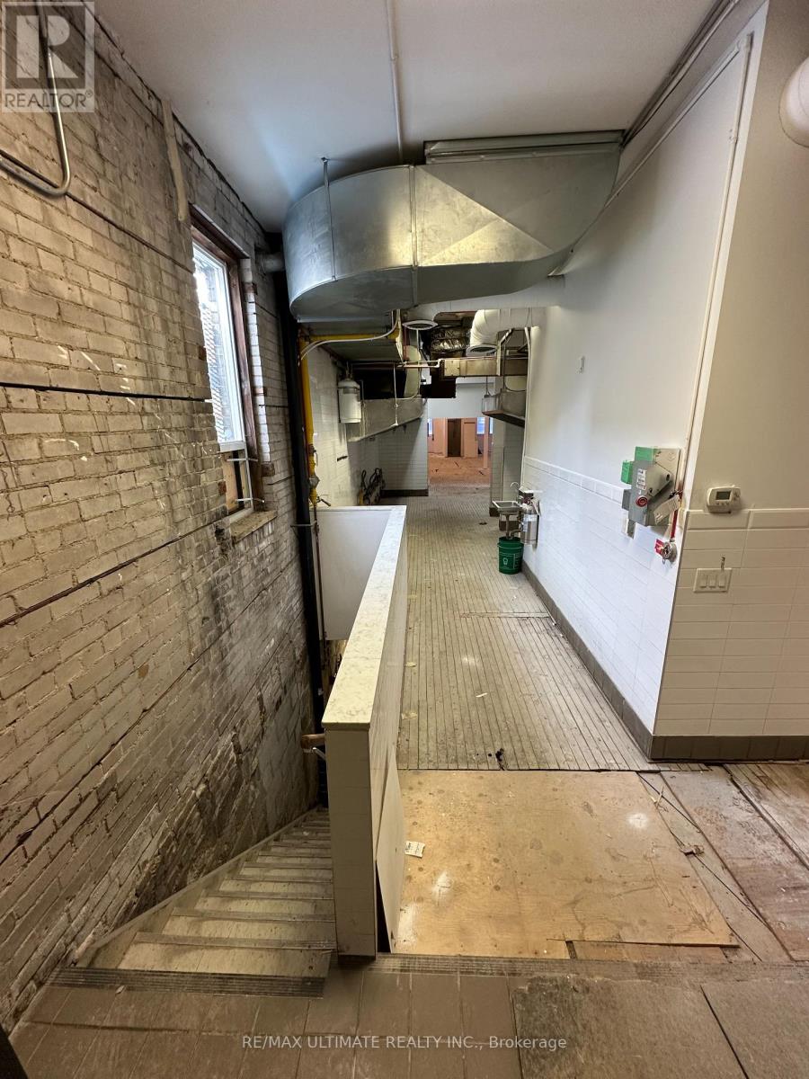 1501 Gerrard Street E, Toronto, Ontario  M4L 2A4 - Photo 17 - E12088398