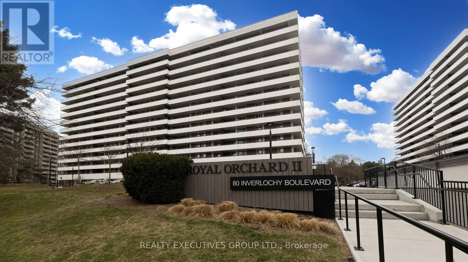 701 - 80 INVERLOCHY BOULEVARD, Markham, Ontario