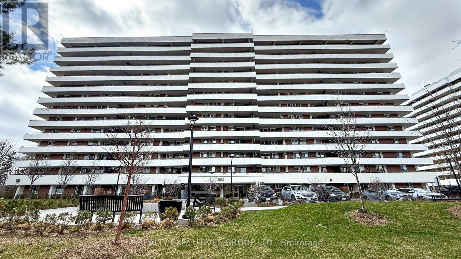 701 - 80 Inverlochy Boulevard, Markham, Ontario  L3T 4P3 - Photo 2 - N12088355