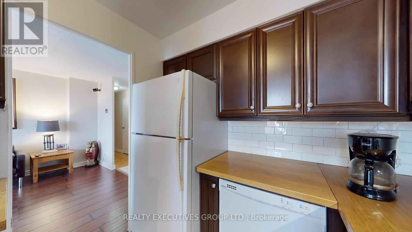 701 - 80 Inverlochy Boulevard, Markham, Ontario  L3T 4P3 - Photo 21 - N12088355