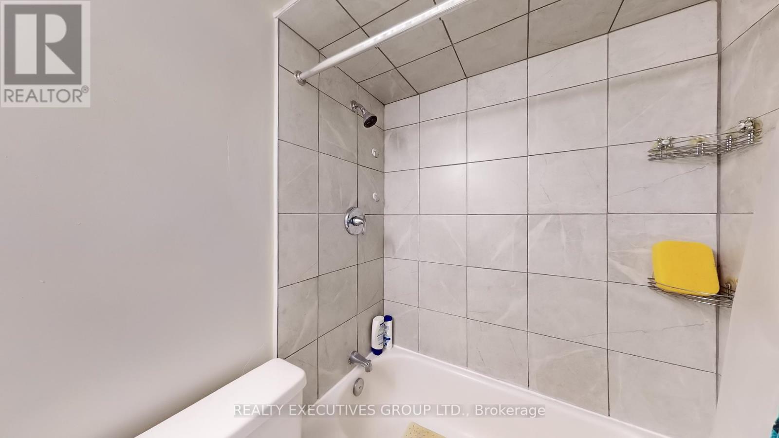 701 - 80 Inverlochy Boulevard, Markham, Ontario  L3T 4P3 - Photo 33 - N12088355