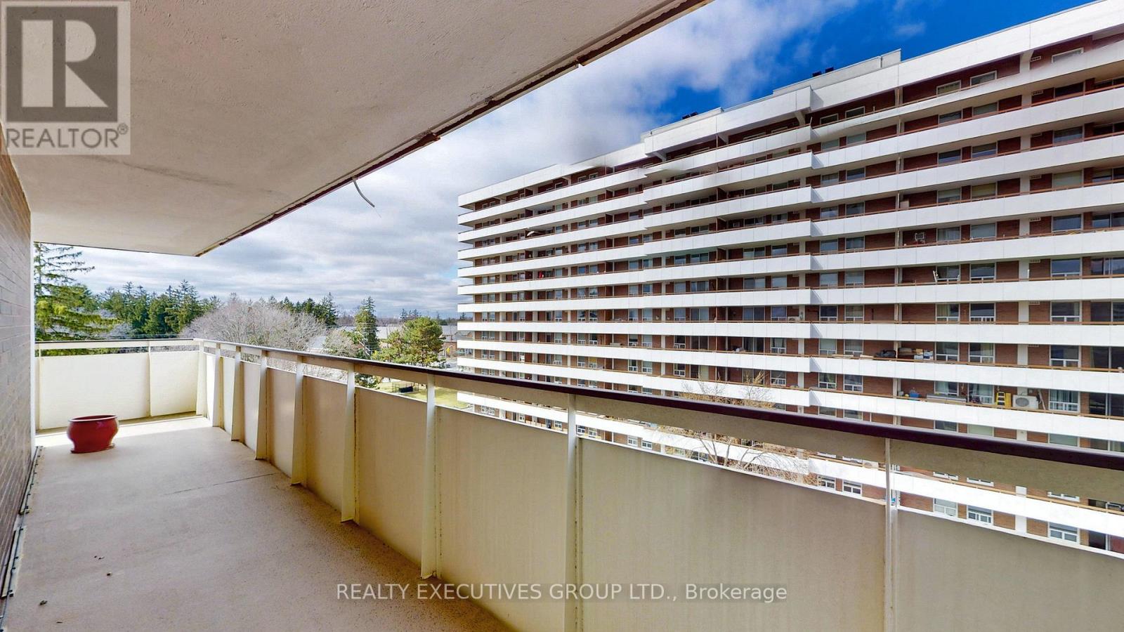 701 - 80 Inverlochy Boulevard, Markham, Ontario  L3T 4P3 - Photo 37 - N12088355