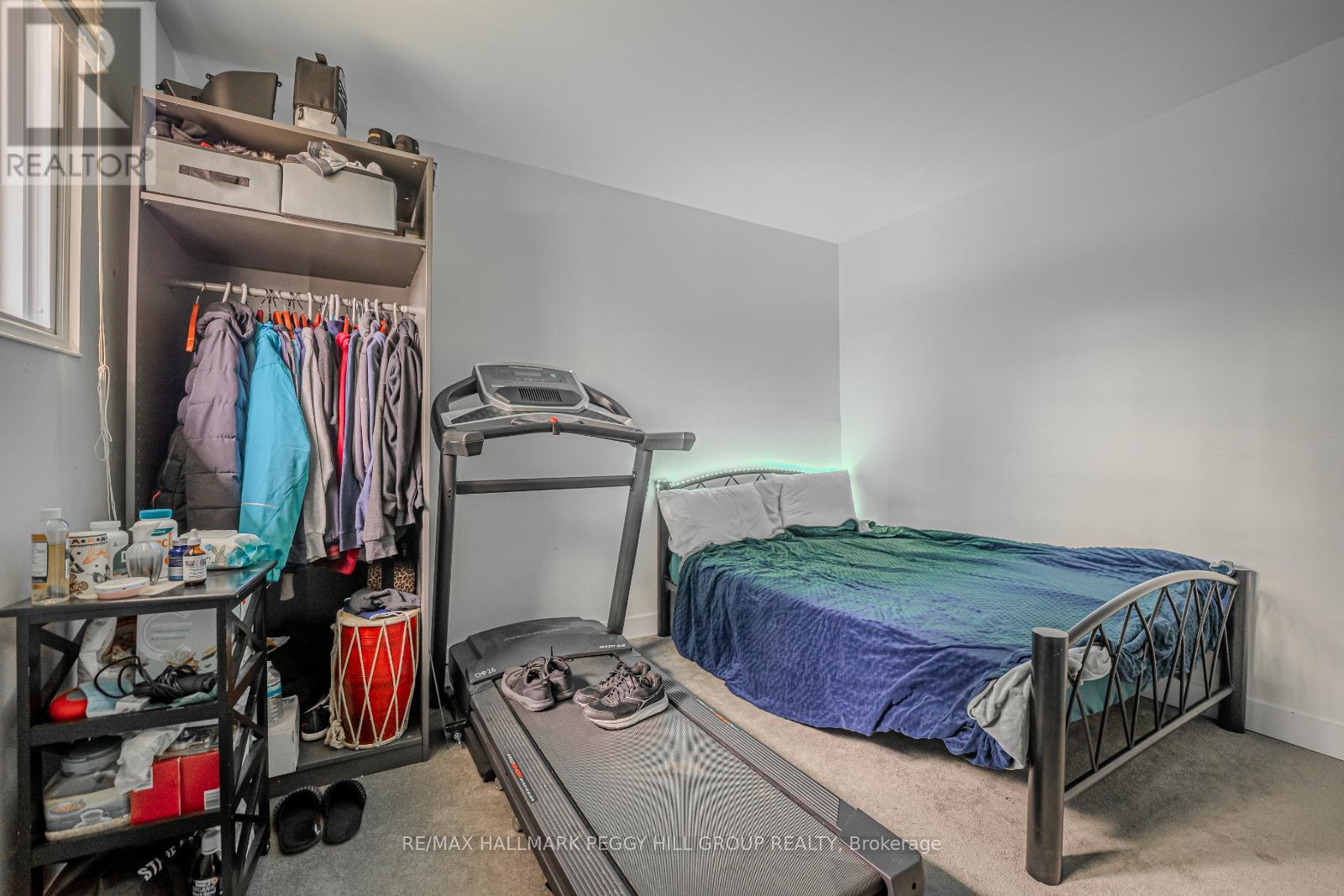 203 Phillips Street, Barrie, Ontario  L4N 3V2 - Photo 5 - S12088392