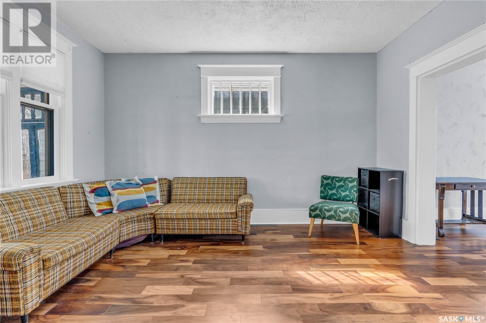 Property at 2174 Argyle STREET image 4