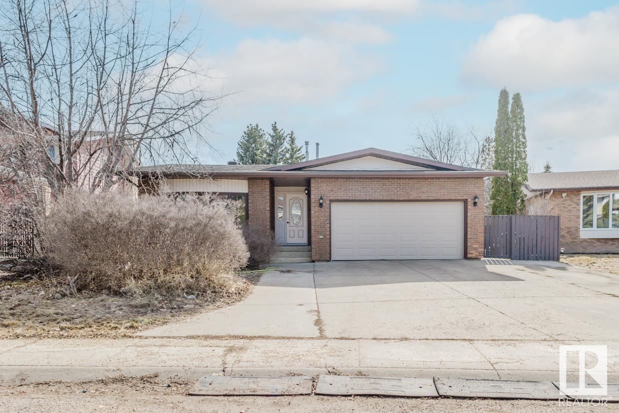 Property at 2404 113 ST NW image 1