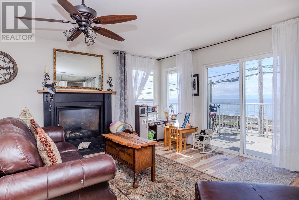 4664 Sunshine Coast Highway, Sechelt, British Columbia  V7Z 0E5 - Photo 13 - R2989673