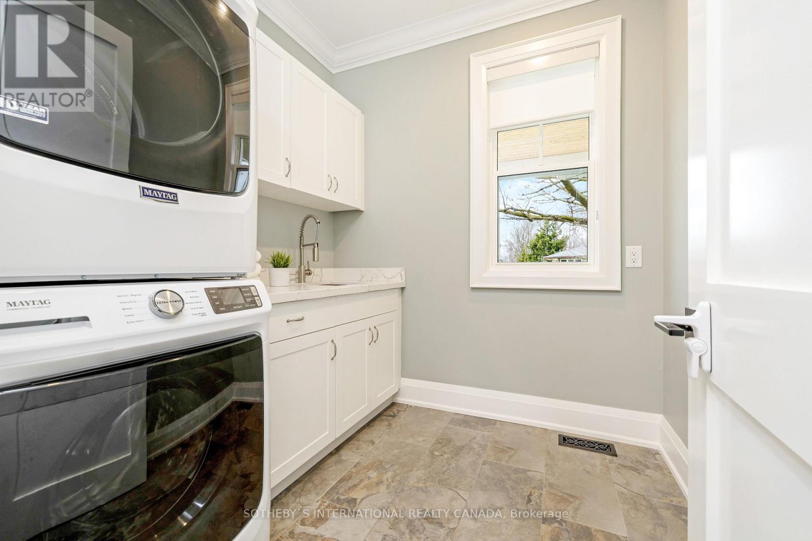 62 Miles Street, Milton, Ontario  L9T 1E6 - Photo 25 - W12088230