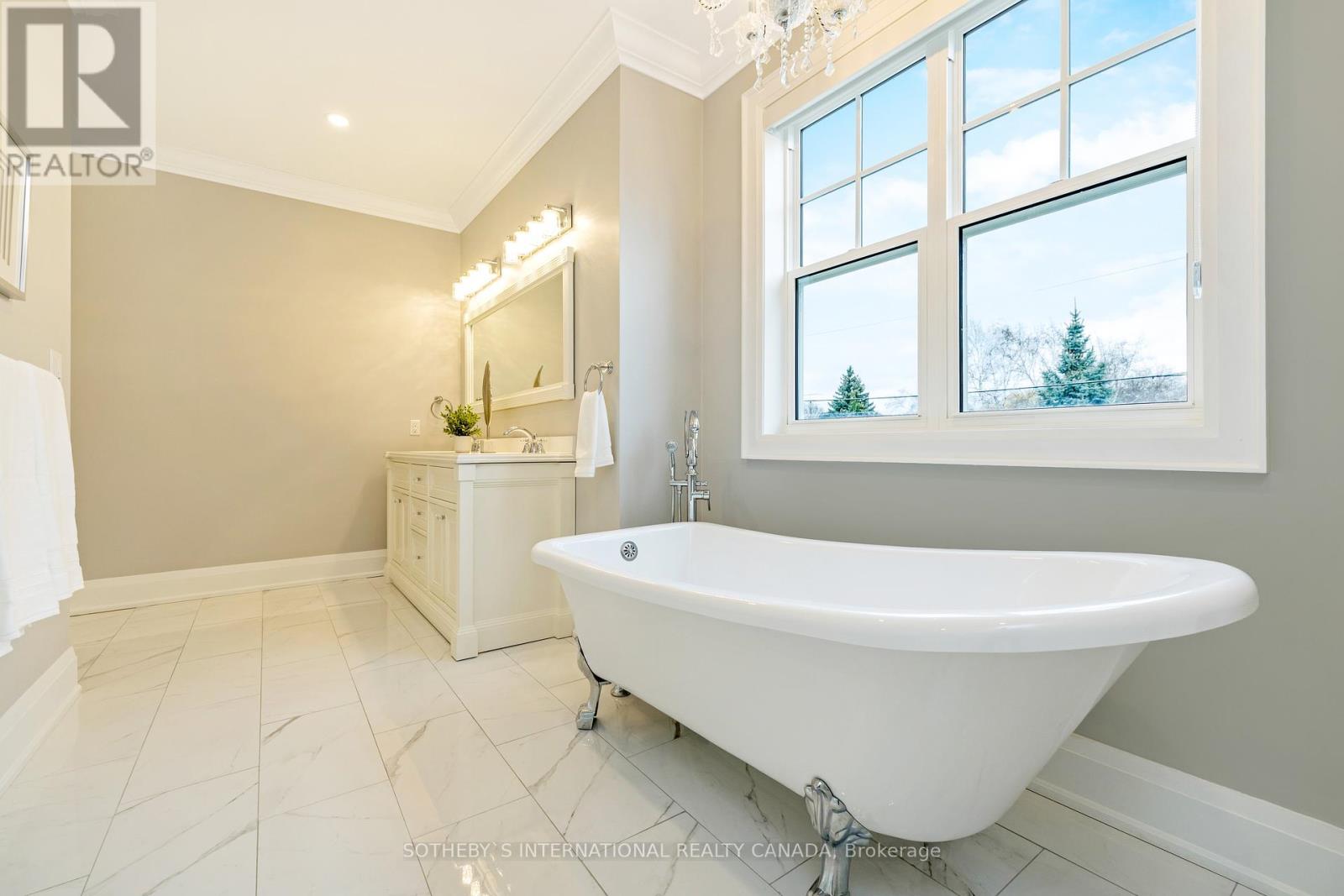 62 Miles Street, Milton, Ontario  L9T 1E6 - Photo 30 - W12088230
