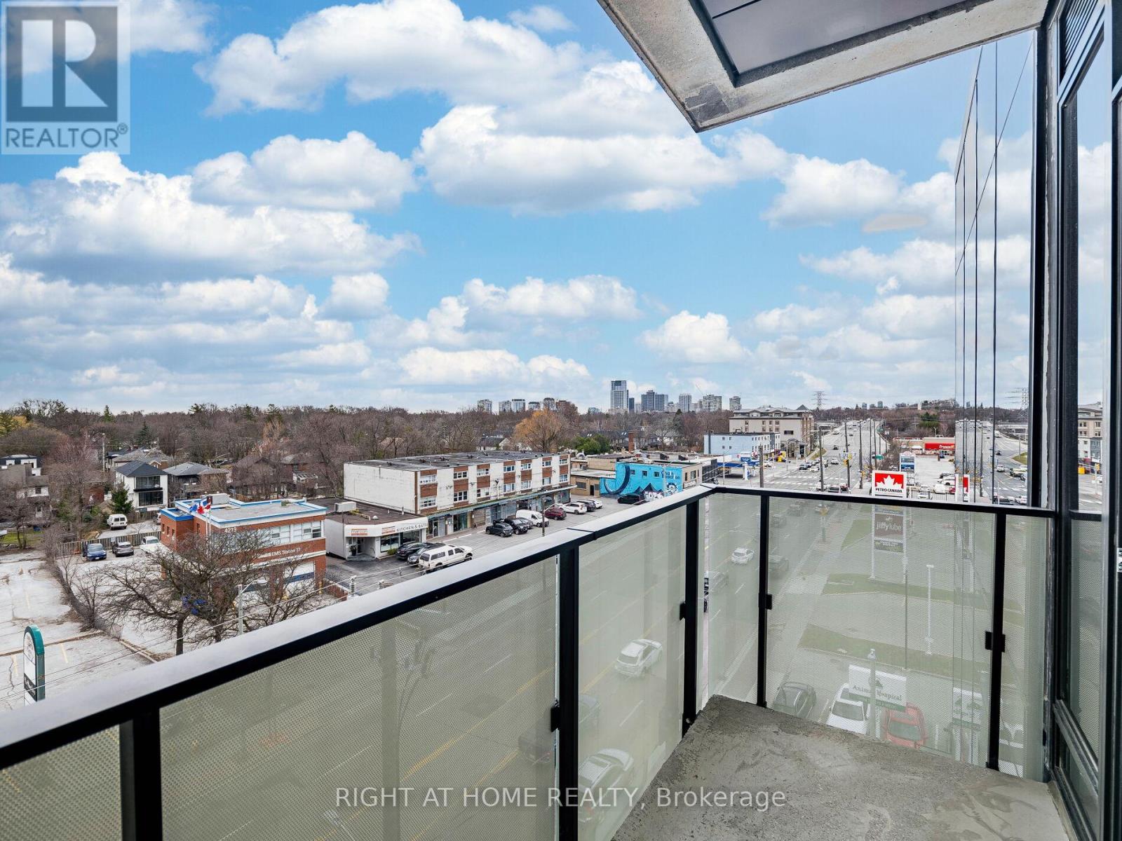 513 - 4208 Dundas Street, Toronto (Edenbridge-Humber Valley), Ontario  M8X 1Y6 - Photo 33 - W12088297