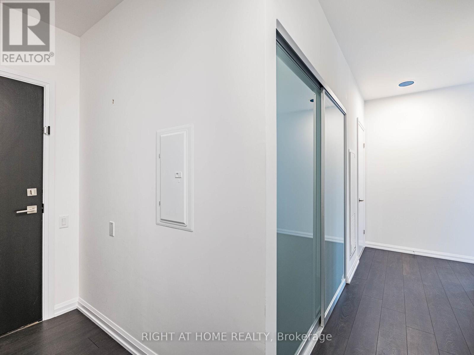 513 - 4208 Dundas Street, Toronto (Edenbridge-Humber Valley), Ontario  M8X 1Y6 - Photo 7 - W12088297