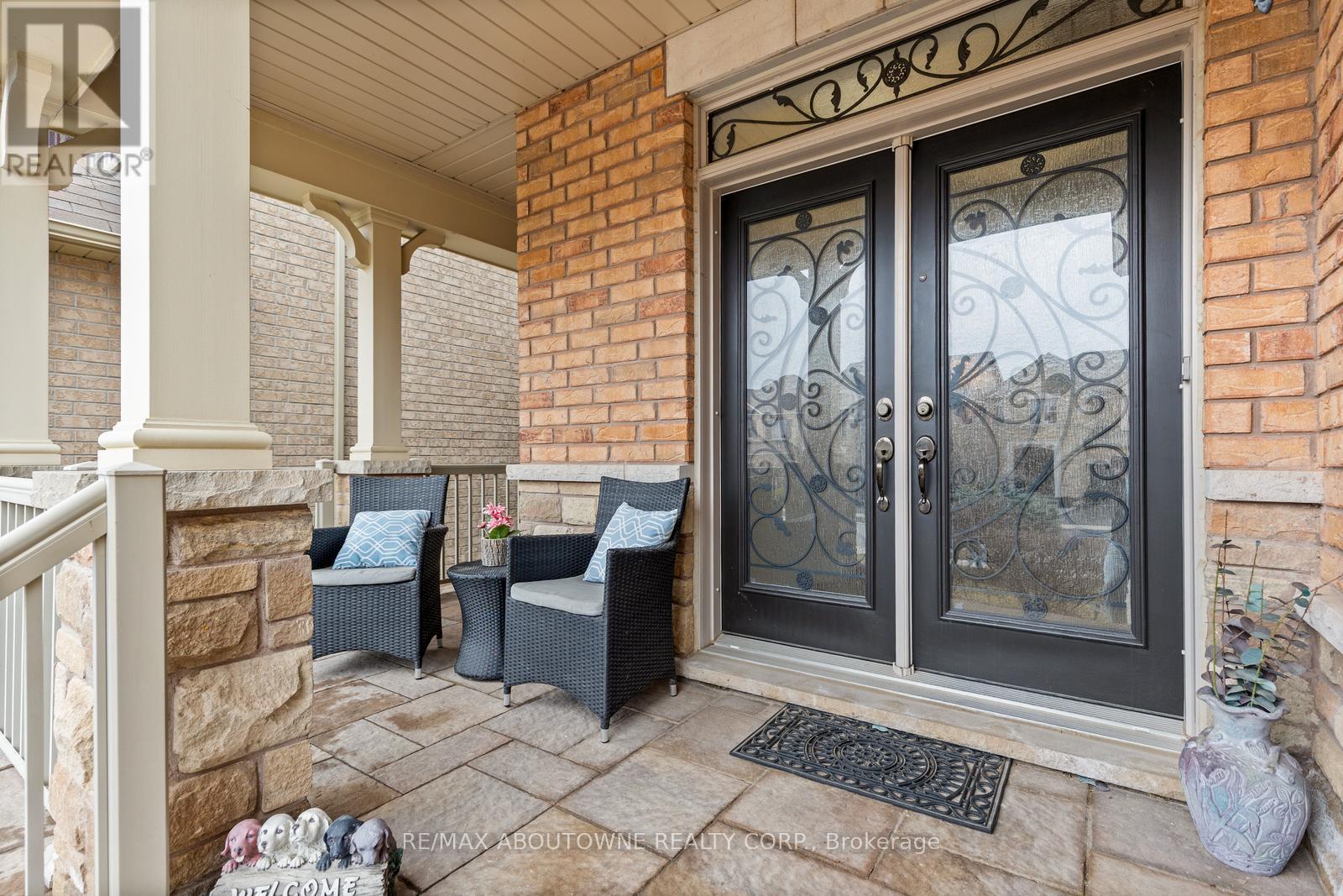 Property at 22 INTERLACKEN DRIVE image 3
