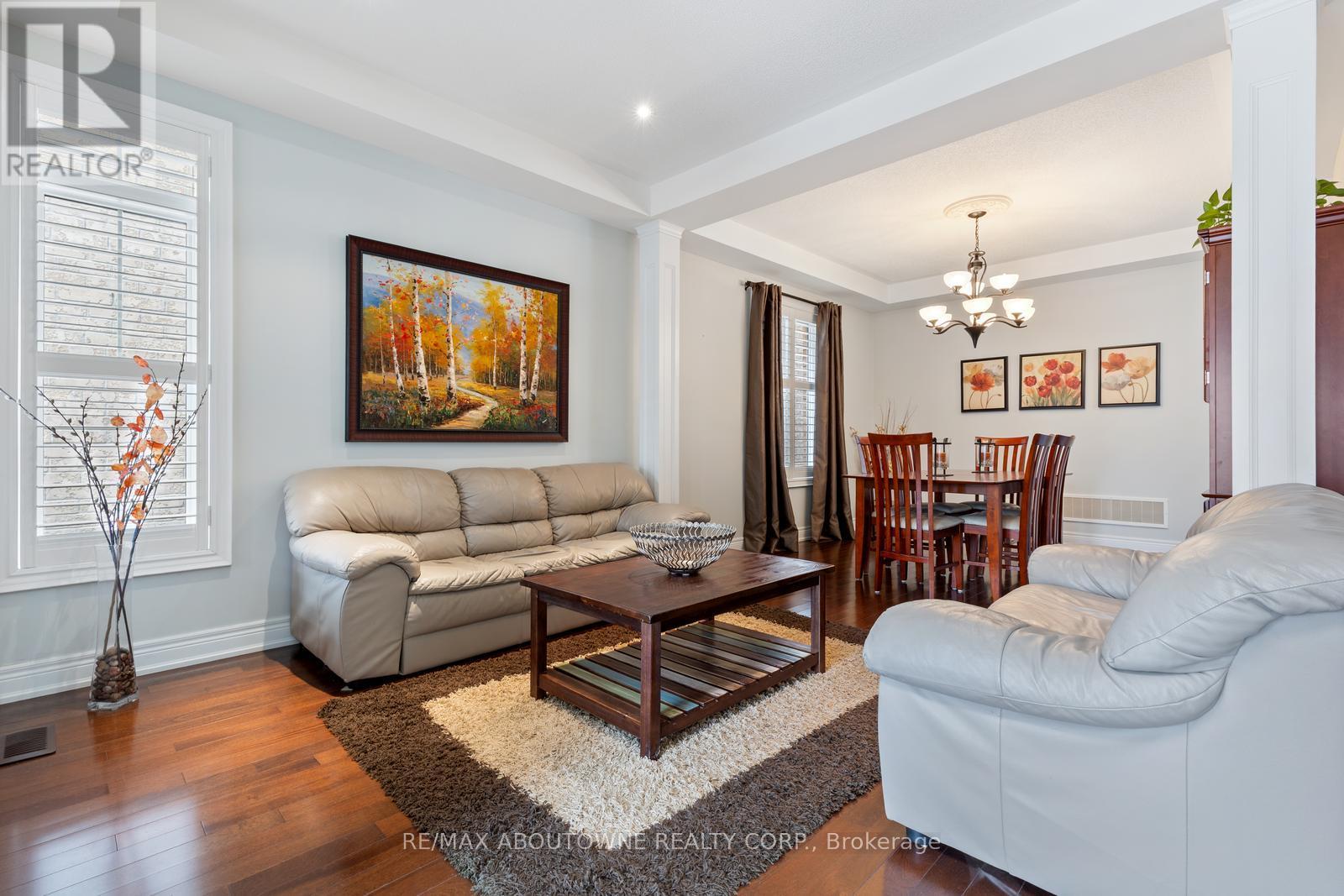 Property at 22 INTERLACKEN DRIVE image 4
