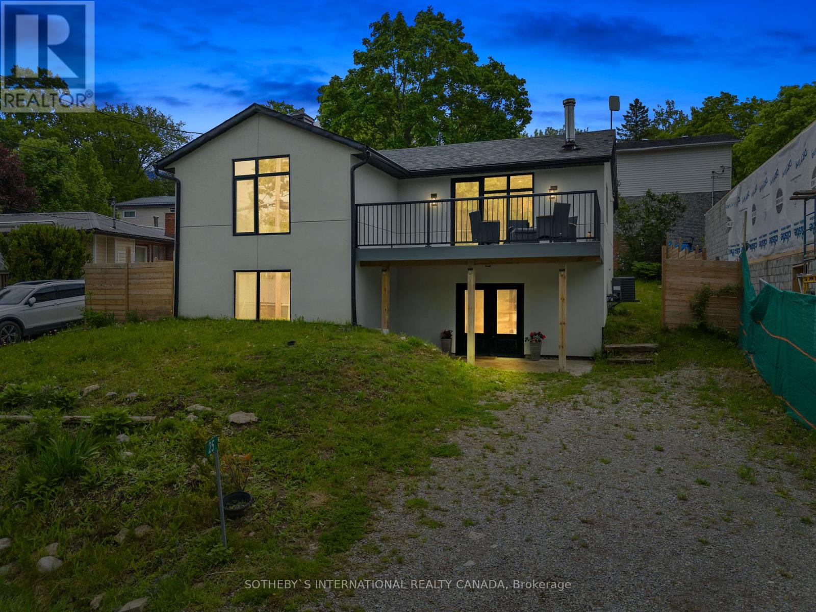 Property at 25 SILVER BIRCH STREET image 2
