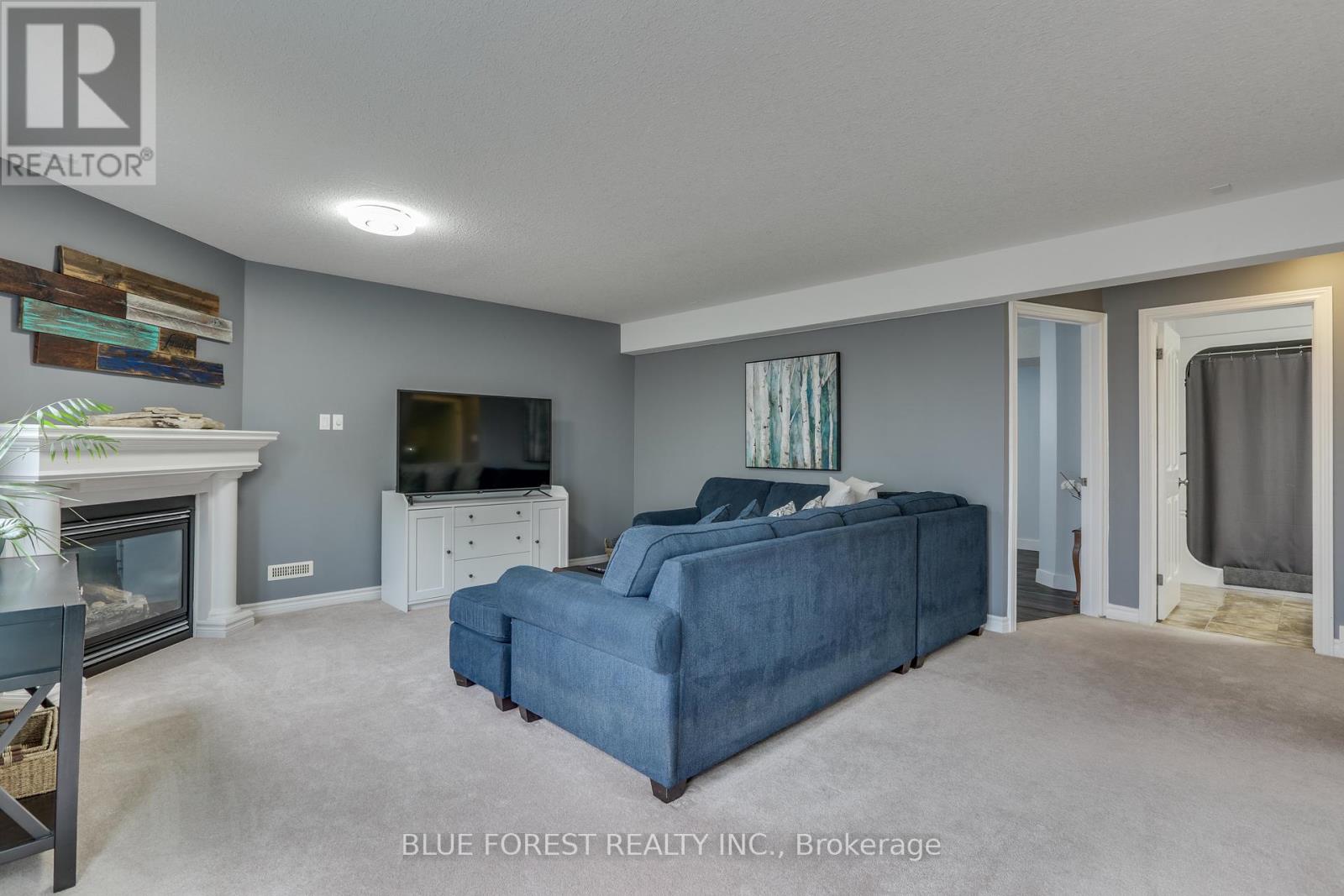 20 Turnberry Drive, Thames Centre, Ontario  N0L 1G3 - Photo 20 - X12088559