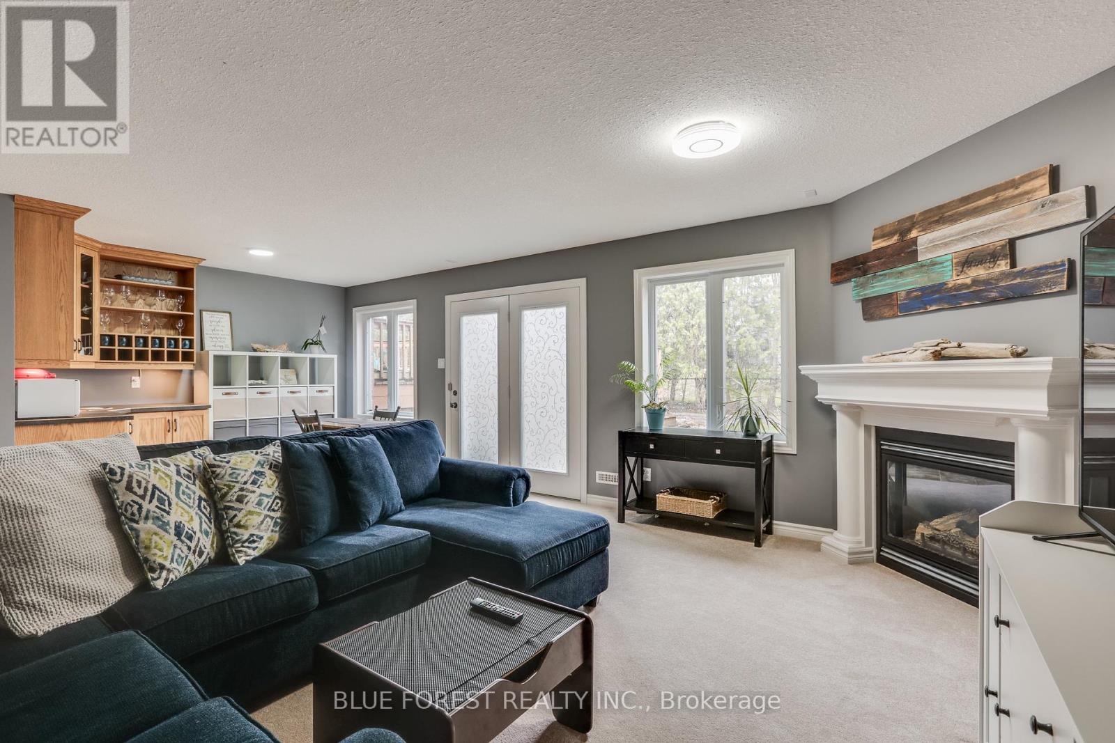 20 Turnberry Drive, Thames Centre, Ontario  N0L 1G3 - Photo 21 - X12088559