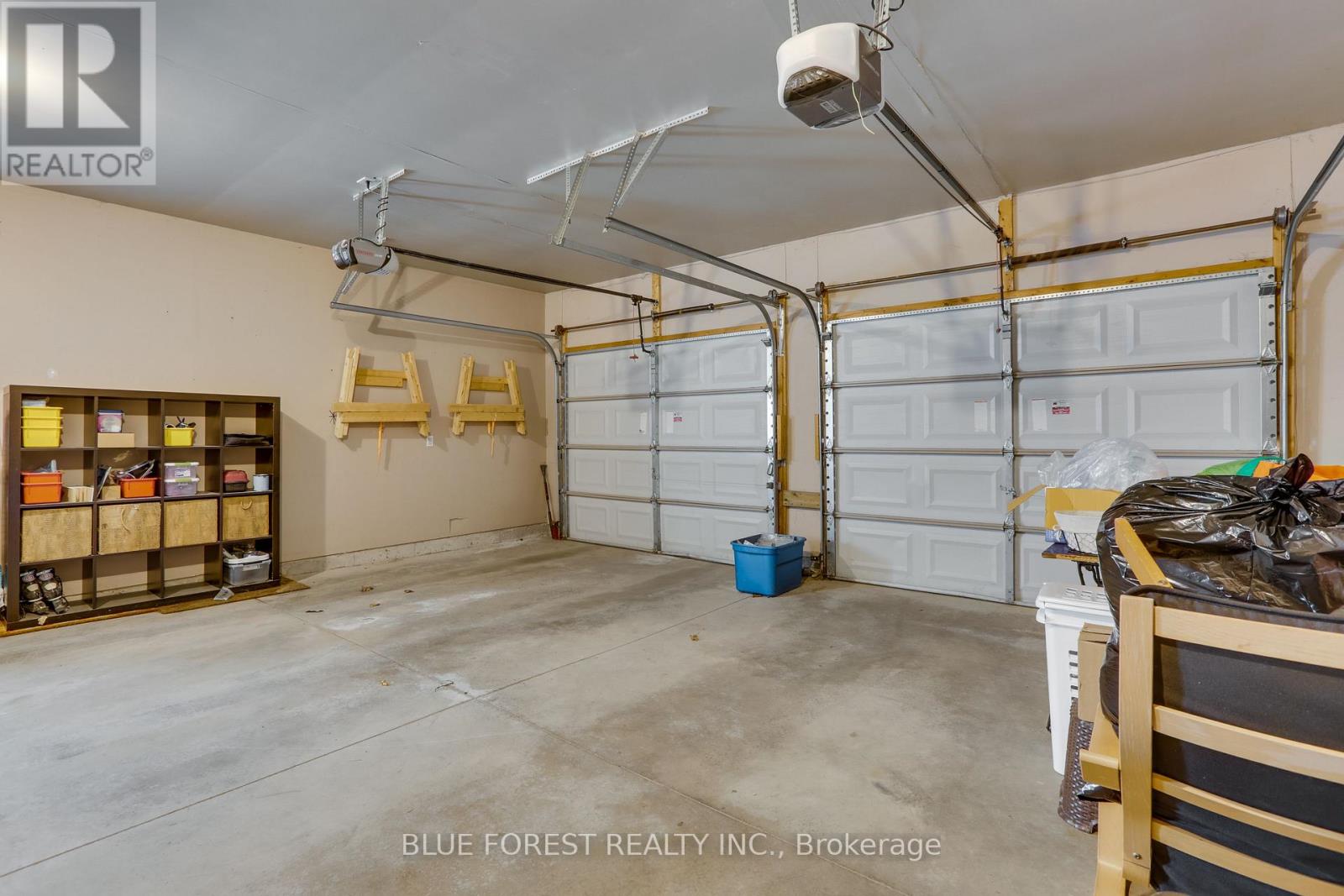 20 Turnberry Drive, Thames Centre, Ontario  N0L 1G3 - Photo 31 - X12088559