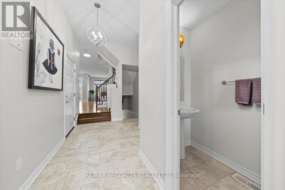 Property at 637 CARTOGRAPHE STREET image 5