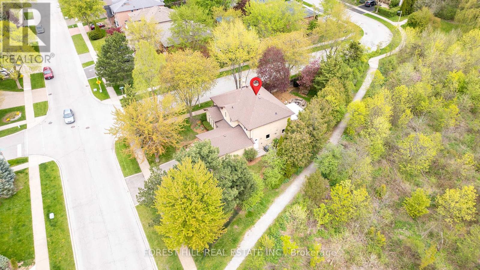 Property at 2163 TOWNE BOULEVARD image 4