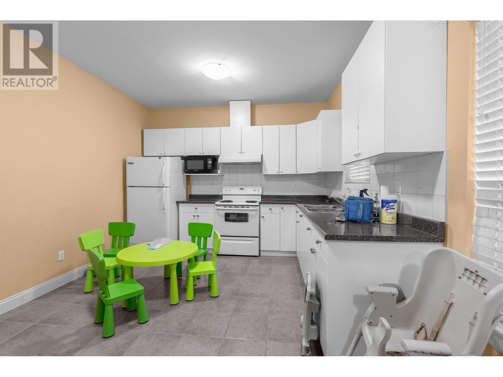 249 Dawe Street, New Westminster, British Columbia  V3M 5N1 - Photo 18 - R2991463