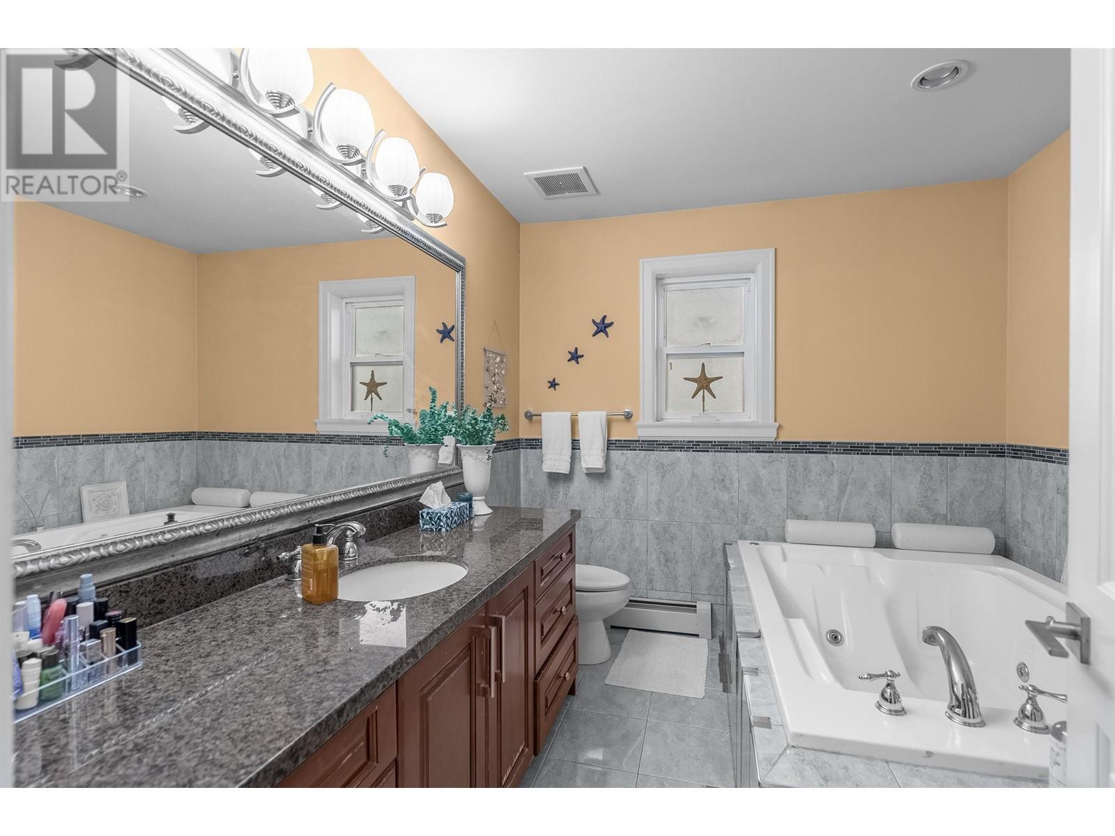 Property at 249 DAWE STREET image 5
