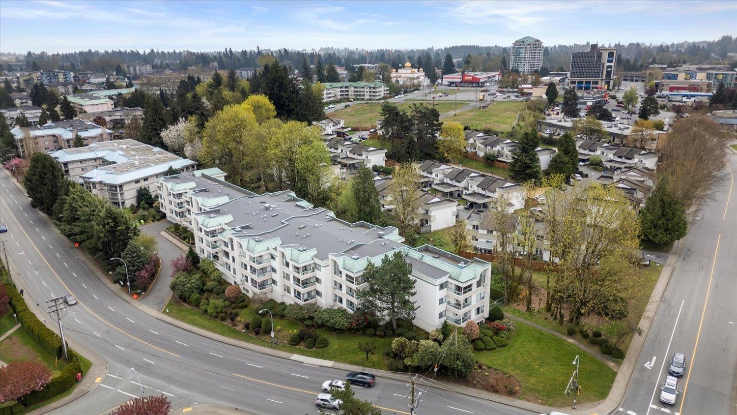 114 33030 George Ferguson Way, Abbotsford, British Columbia  V2S 6Y2 - Photo 1 - R2990449