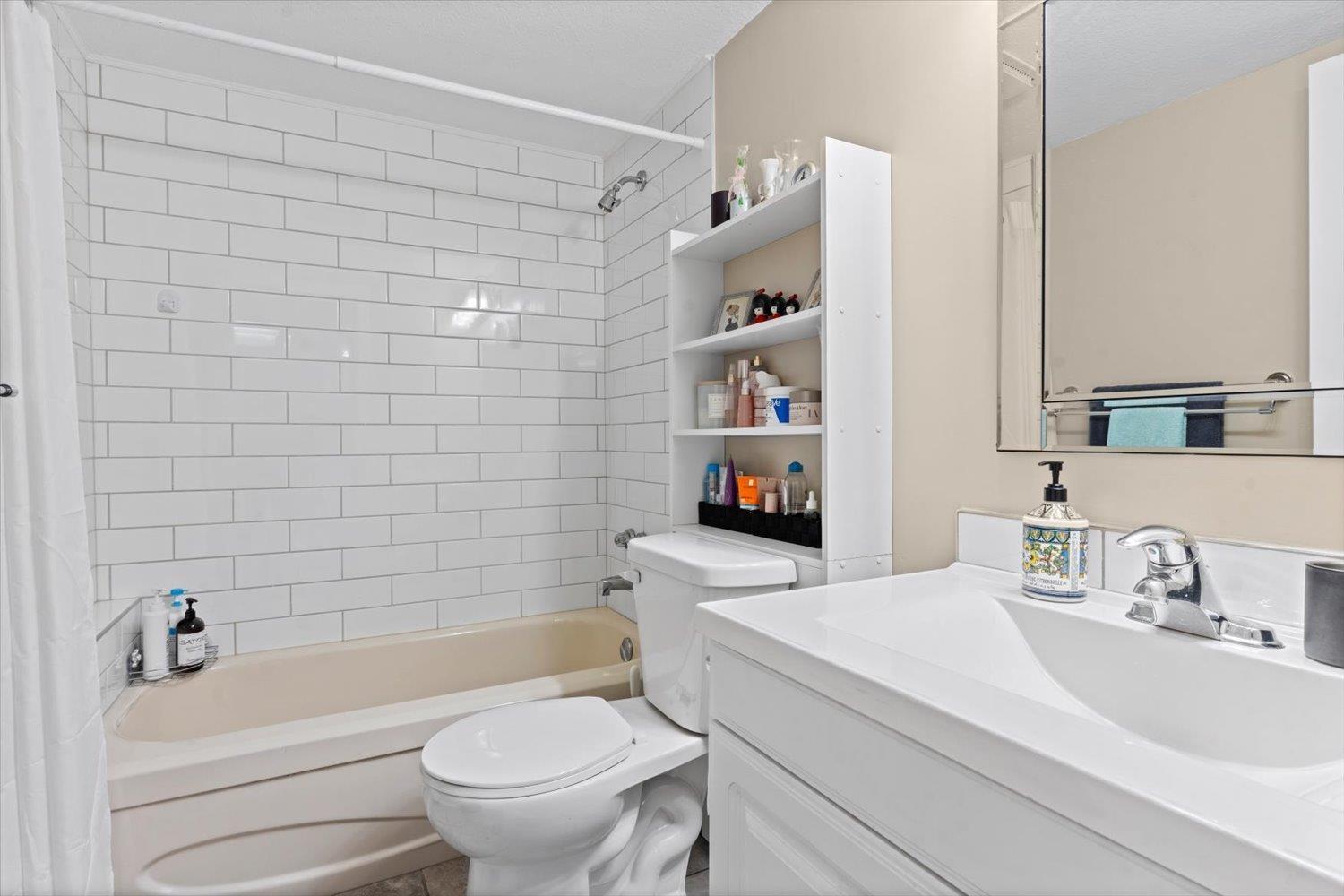 114 33030 George Ferguson Way, Abbotsford, British Columbia  V2S 6Y2 - Photo 21 - R2990449