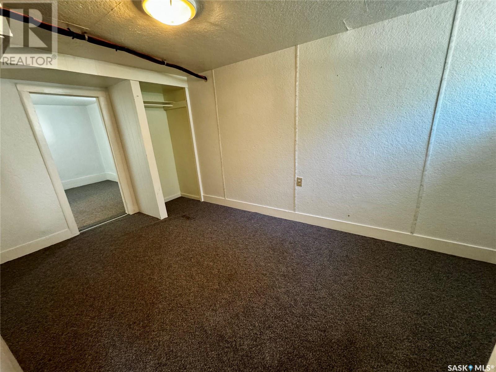 305 3rd Avenue Ne, Swift Current, Saskatchewan  S9H 2G8 - Photo 13 - SK984609