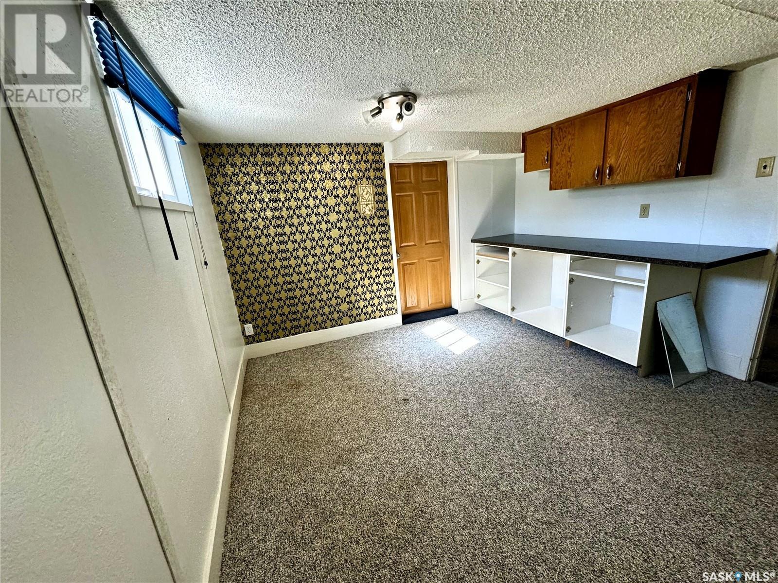 305 3rd Avenue Ne, Swift Current, Saskatchewan  S9H 2G8 - Photo 16 - SK984609