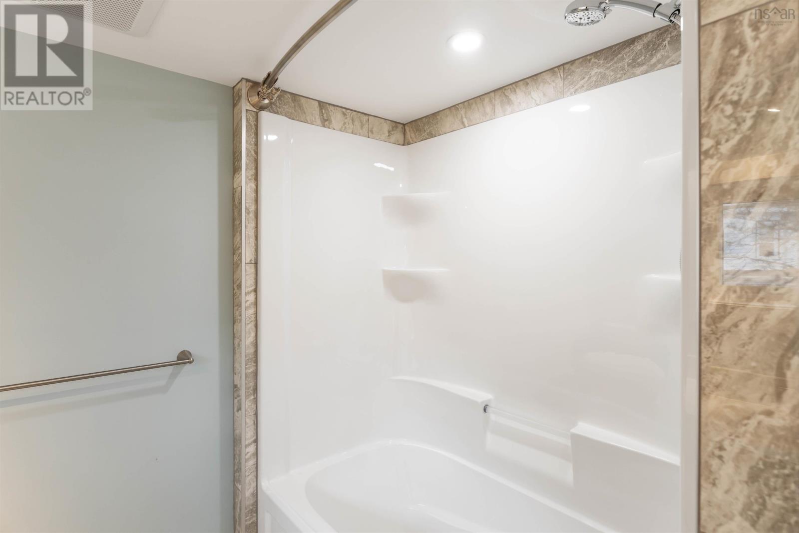 226 Main Street, Kentville, Nova Scotia  B4N 1J9 - Photo 28 - 202508146