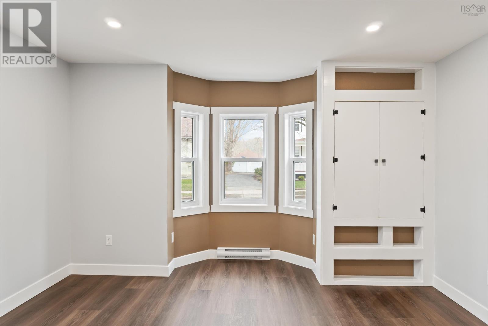 Property at 226 Main Street image 5