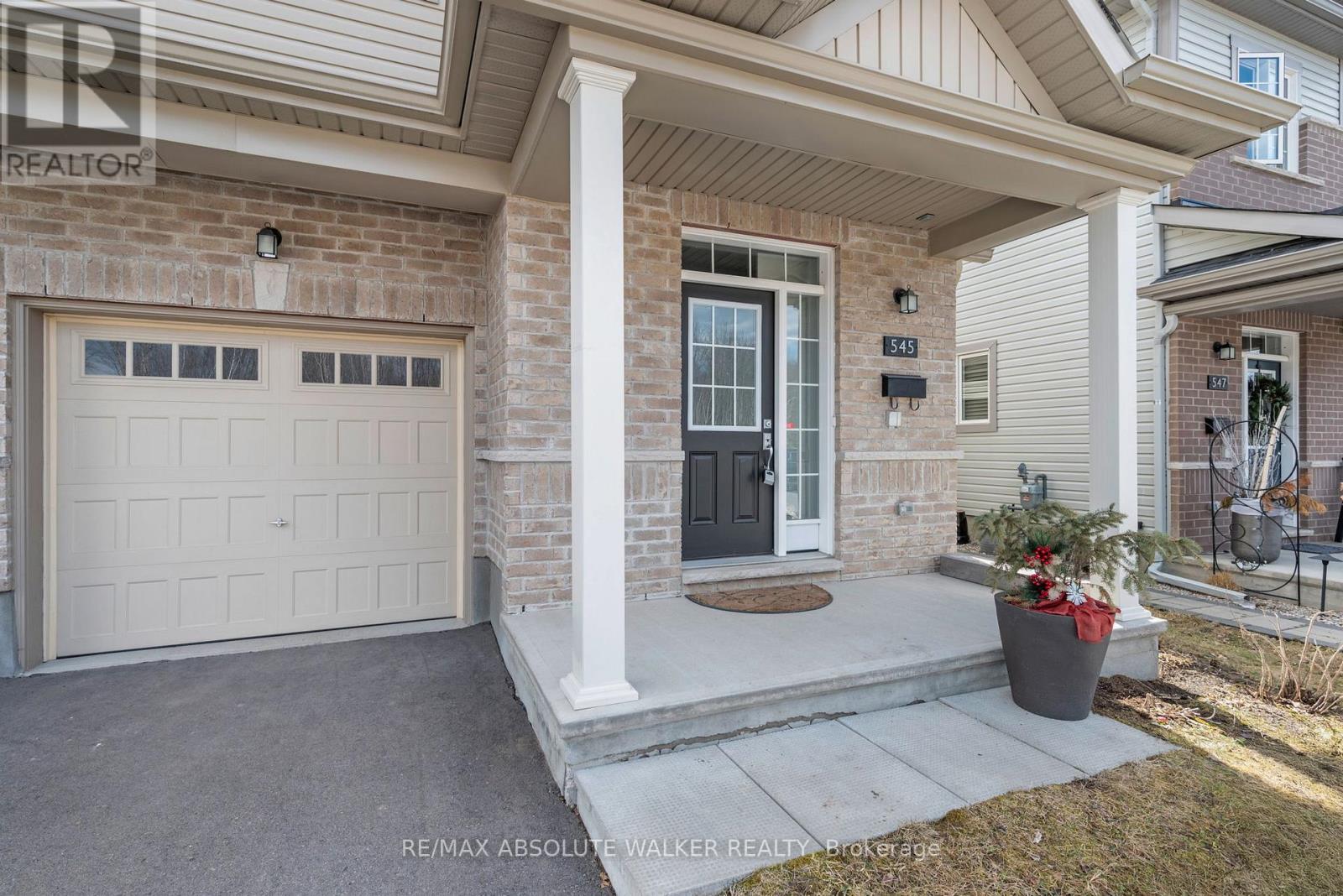 Property at 545 TULIP TREE WAY image 2