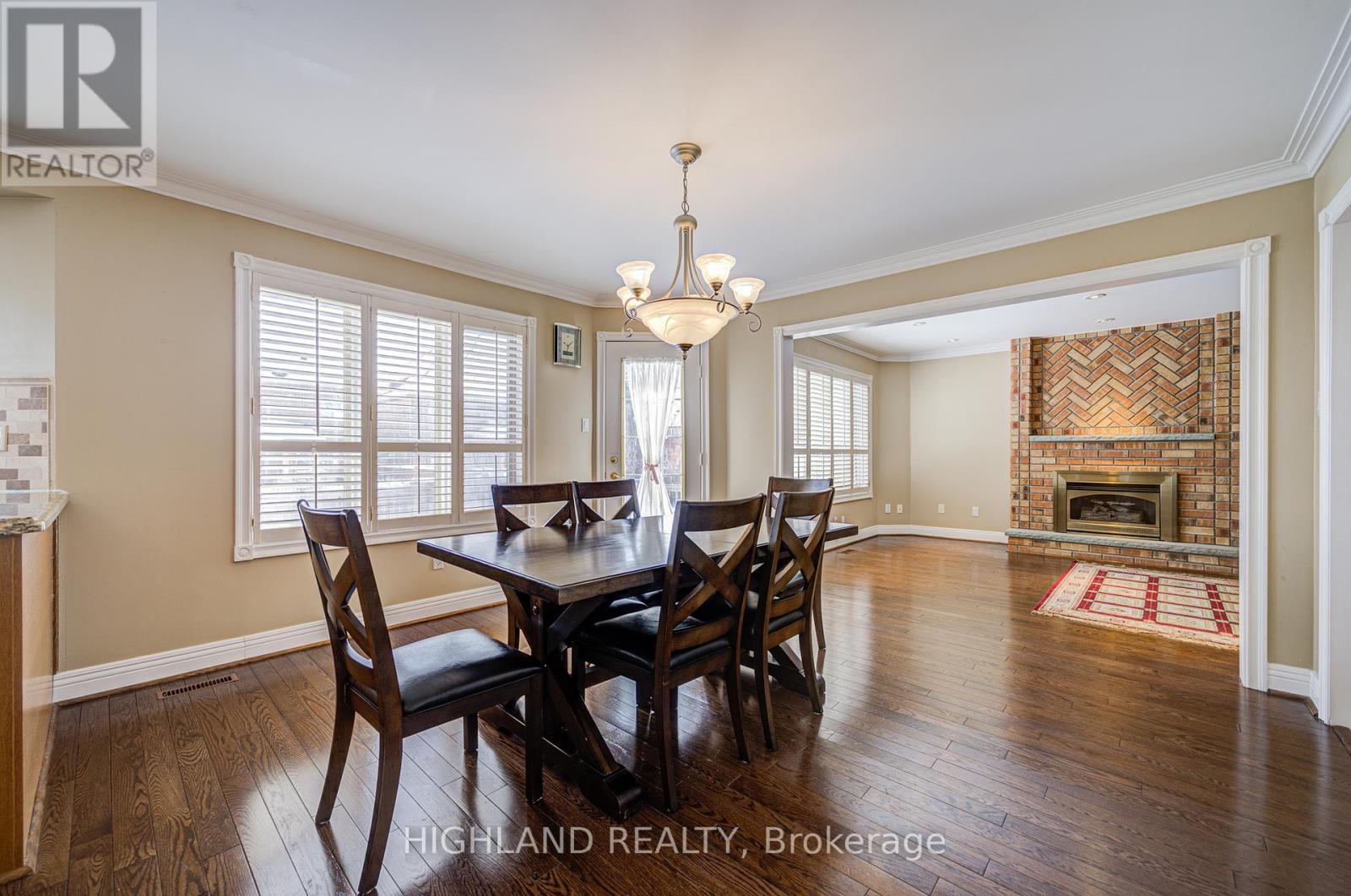 1636 Sagewood Court, Mississauga, Ontario  L5M 5M2 - Photo 30 - W12087937