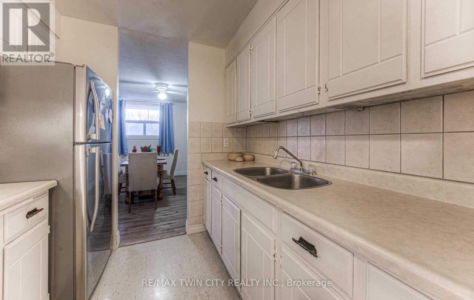 214 - 185 Kehl Street, Kitchener, Ontario  N2M 5B9 - Photo 12 - X12086710