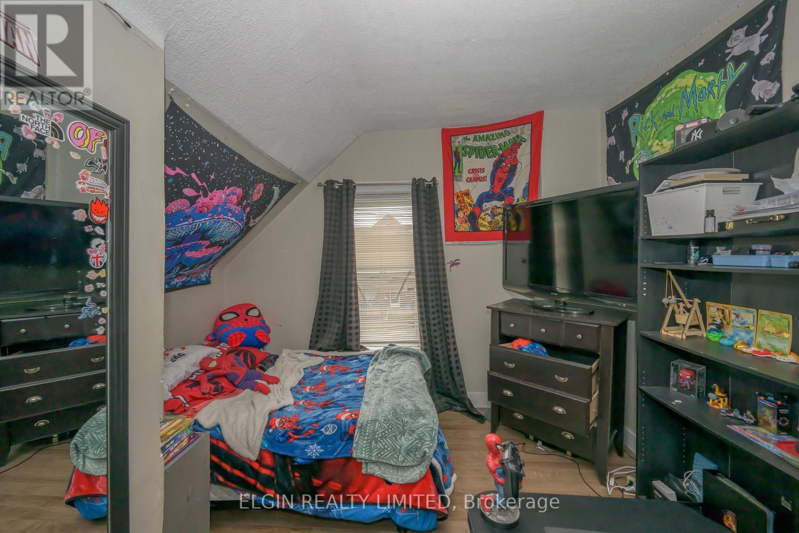 77 Kains Street, St. Thomas, Ontario  N5P 1N5 - Photo 16 - X12088633