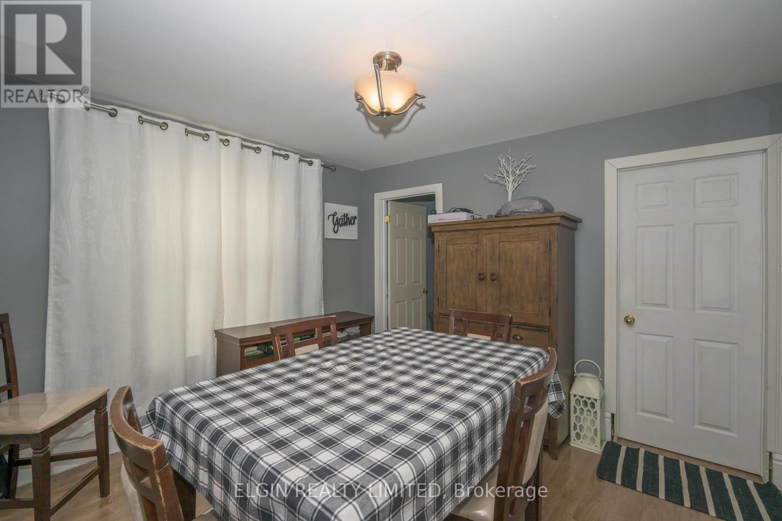 77 Kains Street, St. Thomas, Ontario  N5P 1N5 - Photo 6 - X12088633