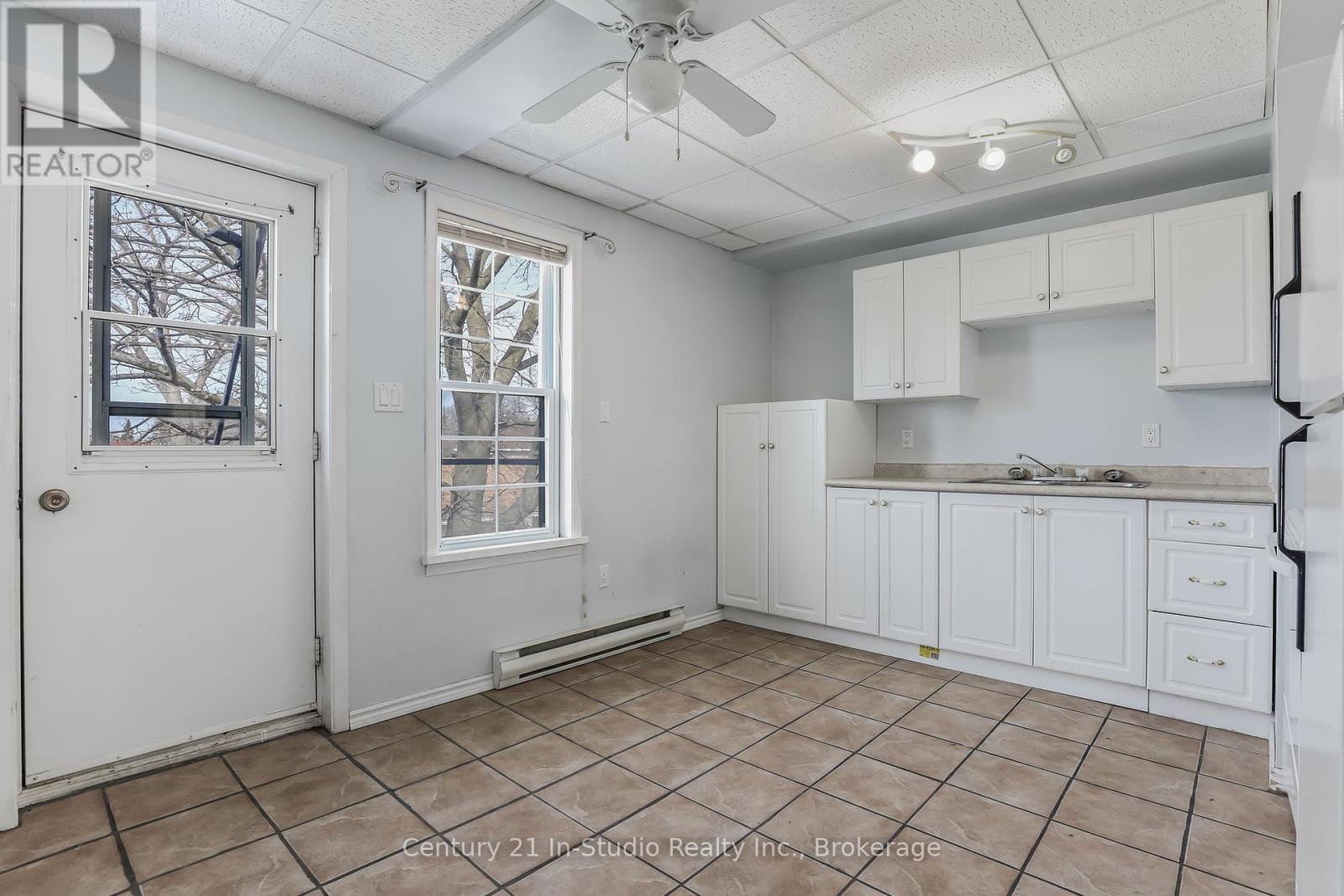 228 Palmerston Street, Saugeen Shores, Ontario  N0H 2L0 - Photo 7 - X12037227